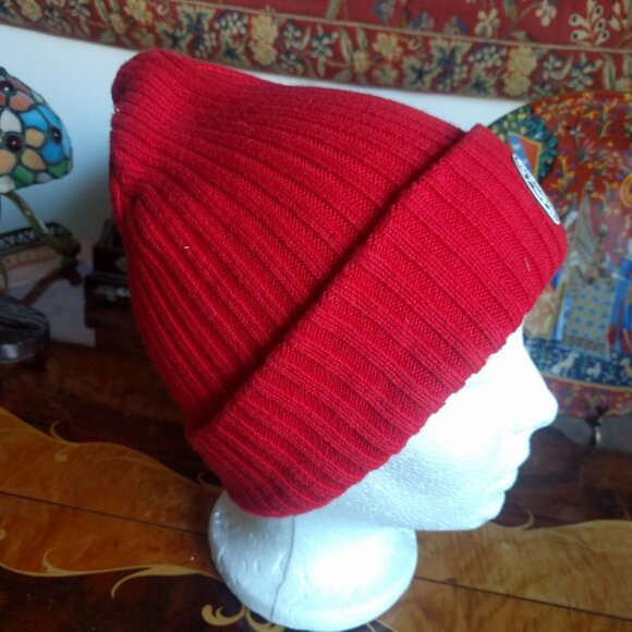 **SOLD**Red Jacadi Toque 53 cm/21" - Picture 6 of 9